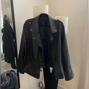 RESEEVED: lindamorris60 Black leather jacket 3x